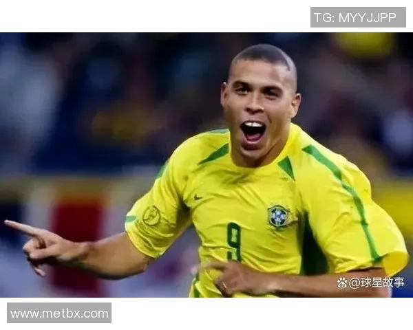 现役最强足球巨星的崛起与传奇征程解析技术与荣耀的完美融合